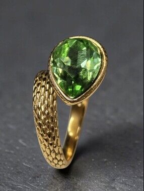 18k Gold Plated High-end French Designer Serpent Peridot Crystal Ring